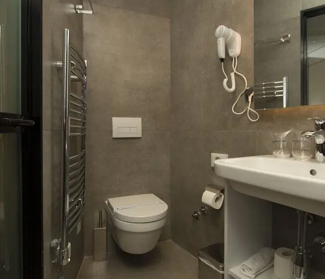 اتاق لوکس با بالکن, Garni Hotel Boutique 25h