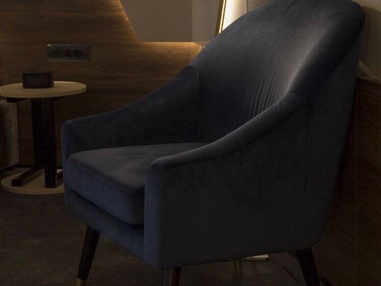 اتاق لوکس با بالکن, Garni Hotel Boutique 25h