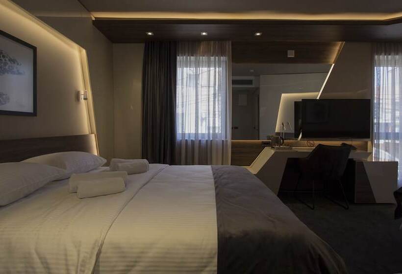 اتاق لوکس سه تخته, Garni Hotel Boutique 25h