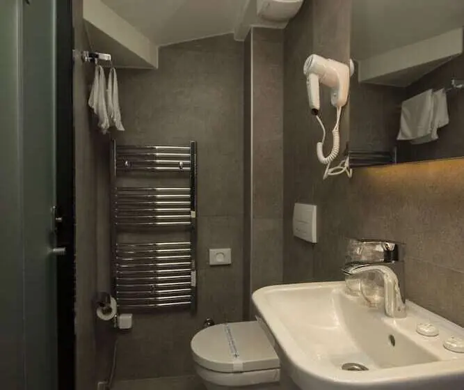 Economy Triple Room, Garni Hotel Boutique 25h