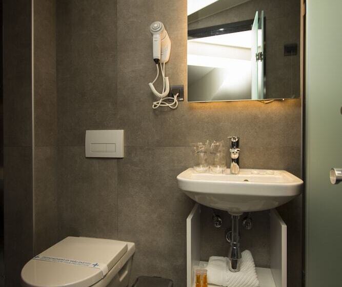 Economy Triple Room, Garni Hotel Boutique 25h