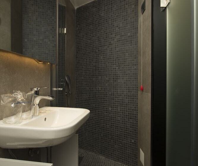 Economy Triple Room, Garni Hotel Boutique 25h