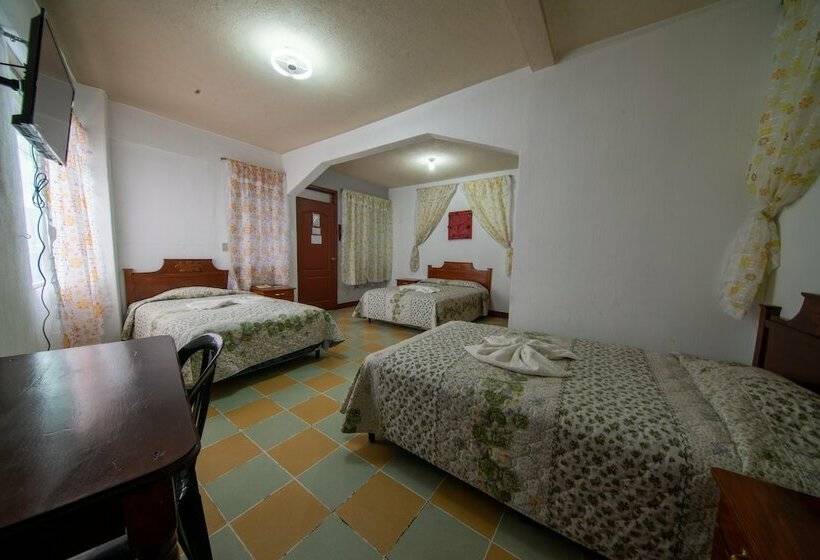 اتاق استاندارد سه نفره, Casa Real