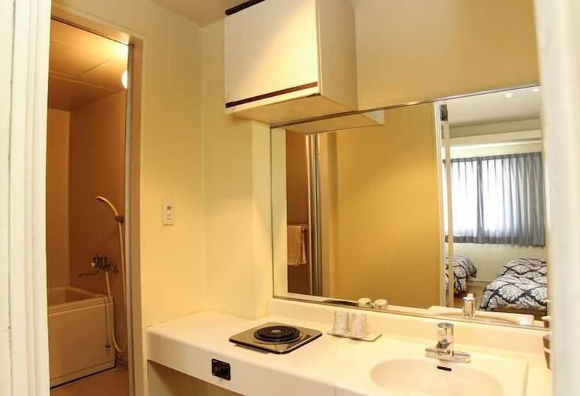 اتاق استاندارد, Resort Hotel Front Stage