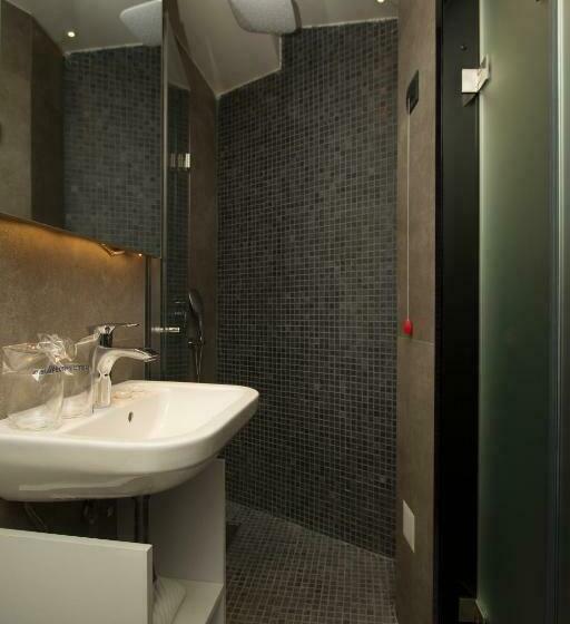 Standard Triple Room with Terrace, Garni Hotel Boutique 25h