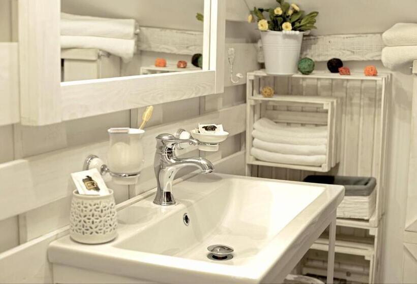 اتاق لوکس, Manna Boutique