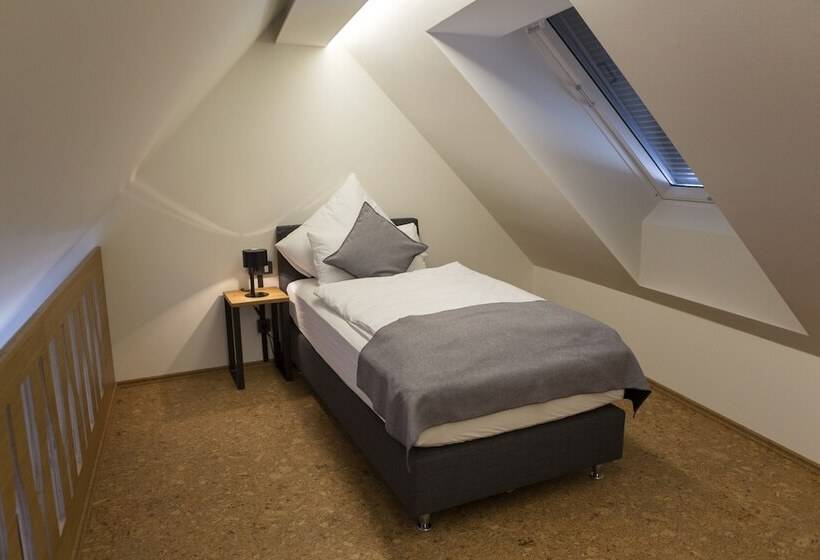 Номер Дюплекс, Rieslingquartier   Mosel Wein