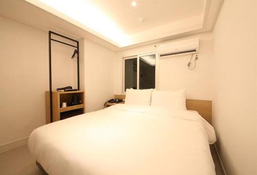 اتاق استاندارد, Busan Seomyeon Business Hotel J7