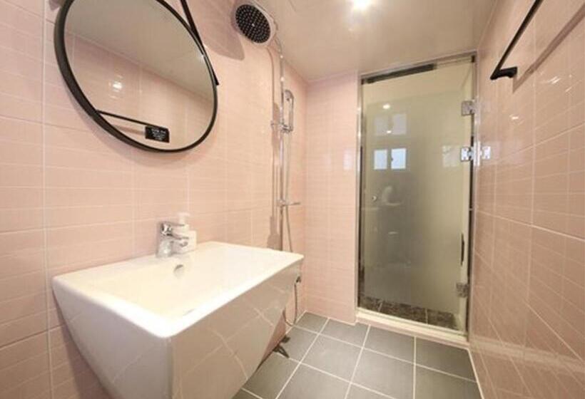Номер Стандарт, Busan Seomyeon Business Hotel J7