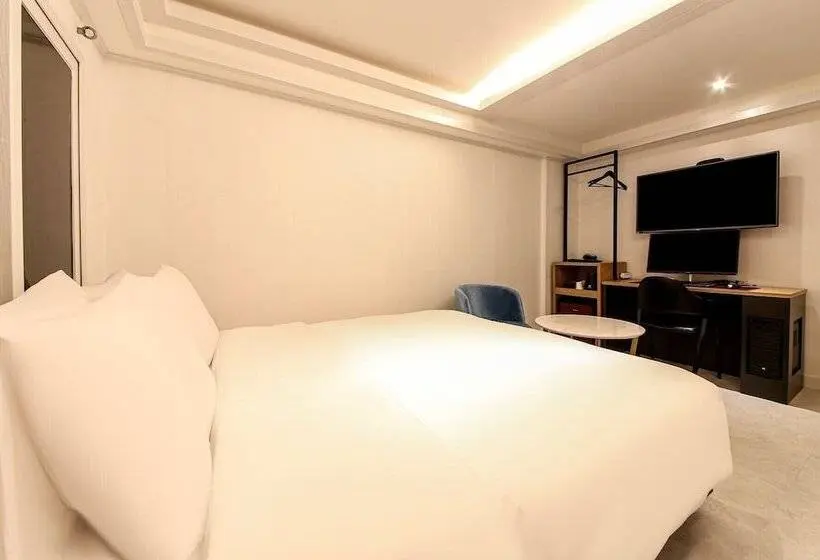 اتاق سوپریور, Busan Seomyeon Business Hotel J7
