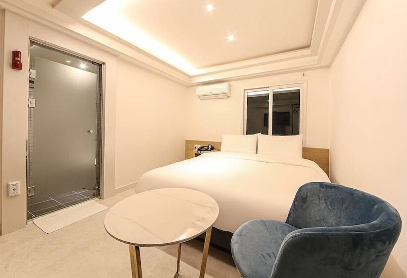 اتاق سوپریور, Busan Seomyeon Business Hotel J7