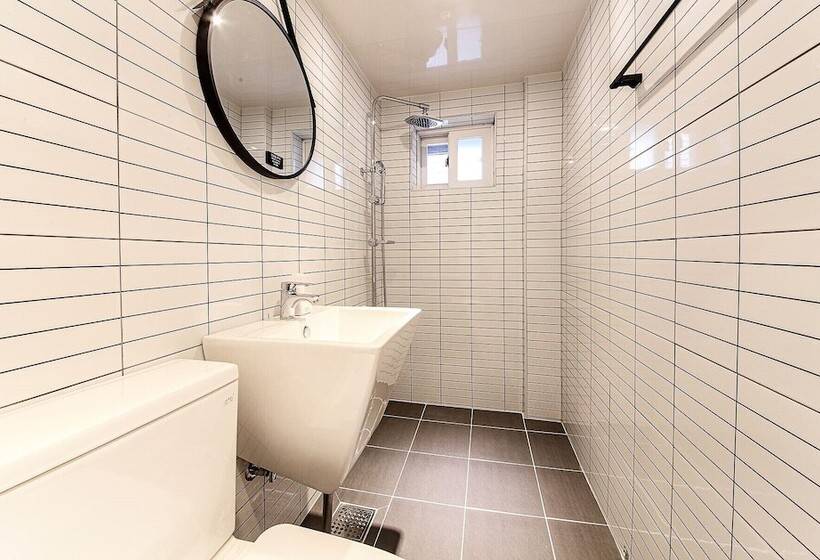 Номер Deluxe, Busan Seomyeon Business Hotel J7