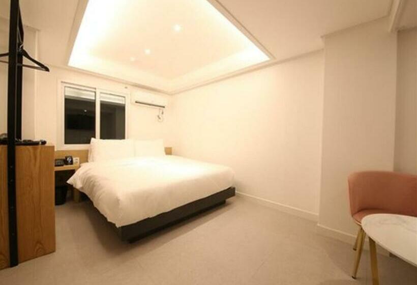 اتاق استاندارد, Busan Seomyeon Business Hotel J7