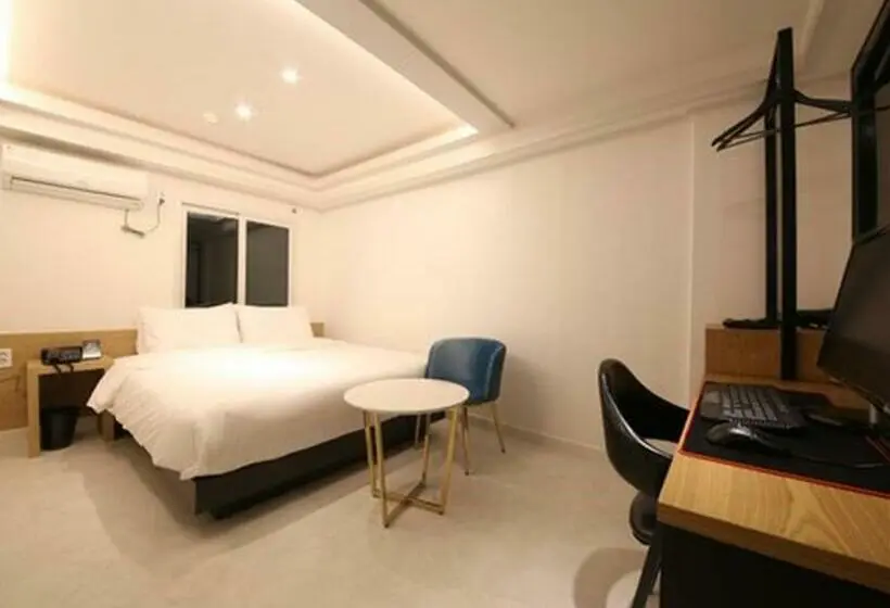 اتاق سوپریور, Busan Seomyeon Business Hotel J7