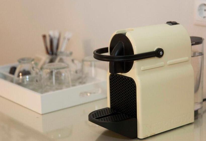 اتاق استاندارد با تخت بزرگ, Shalom Luxury Rooms Kondilaki