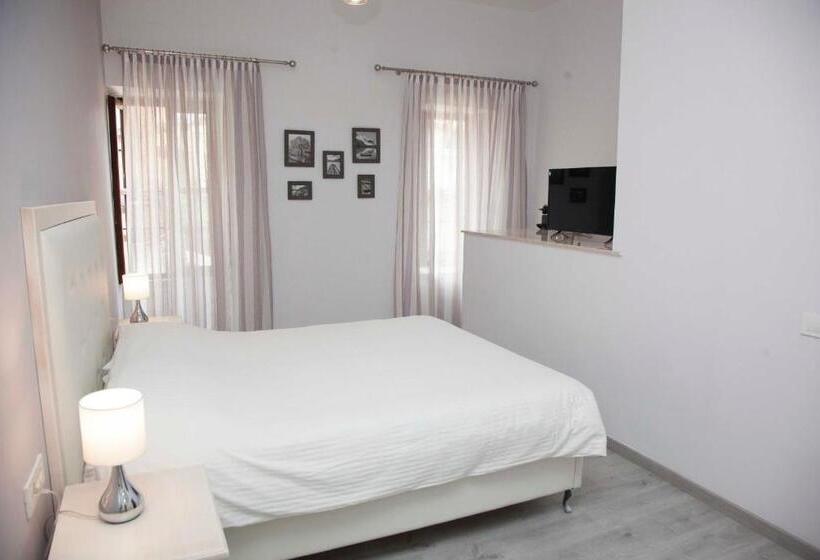 اتاق لوکس, Shalom Luxury Rooms Kondilaki