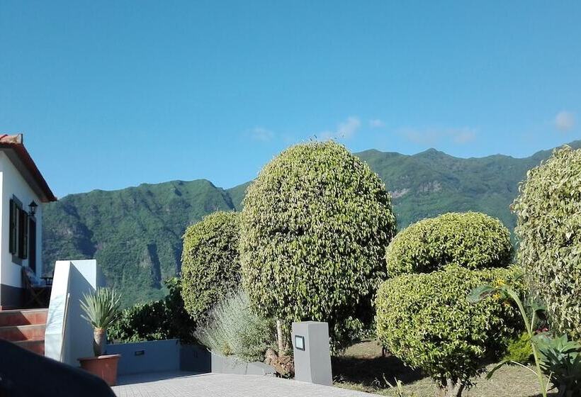 침실 3개 주택, Grannys Farm