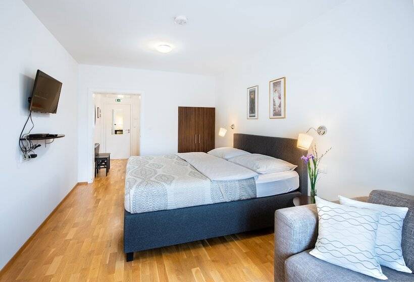 اتاق استاندارد, Kollmann Rooms And Apartments