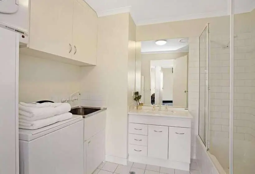 ３ベッドルームのデラックスアパートメント, Platinum Apartments On Whiteman St