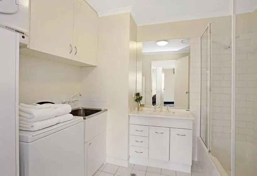 ３ベッドルームのデラックスアパートメント, Platinum Apartments On Whiteman St