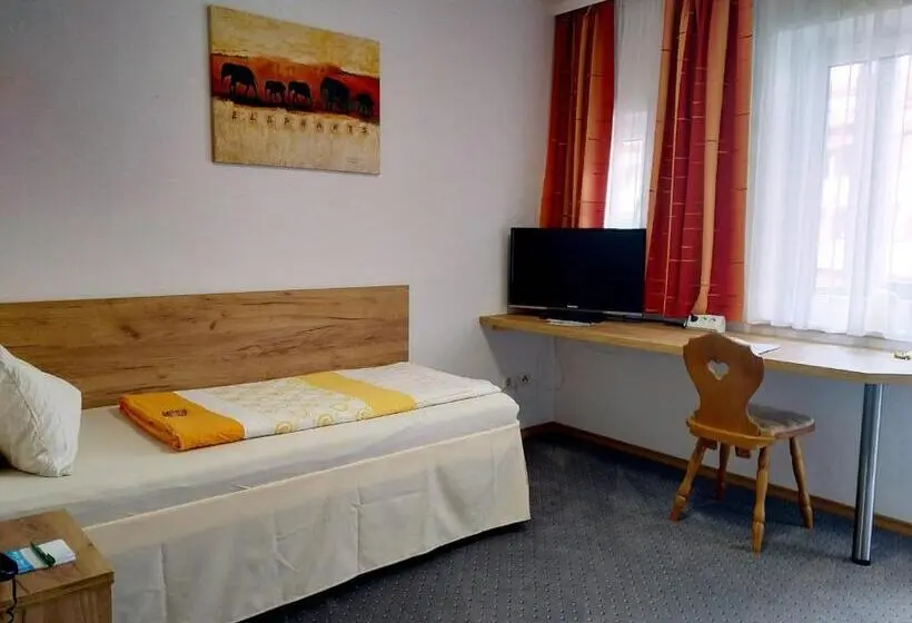Habitación Estàndard Individual, Fortuna