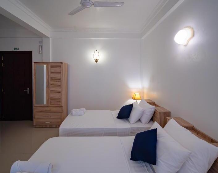 اتاق لوکس, Biosphere Inn