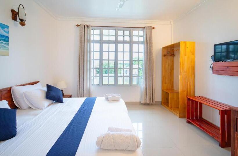 اتاق لوکس, Biosphere Inn