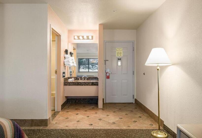 Номер Стандарт, Grand Canyon Inn And Motel   South Rim Entrance