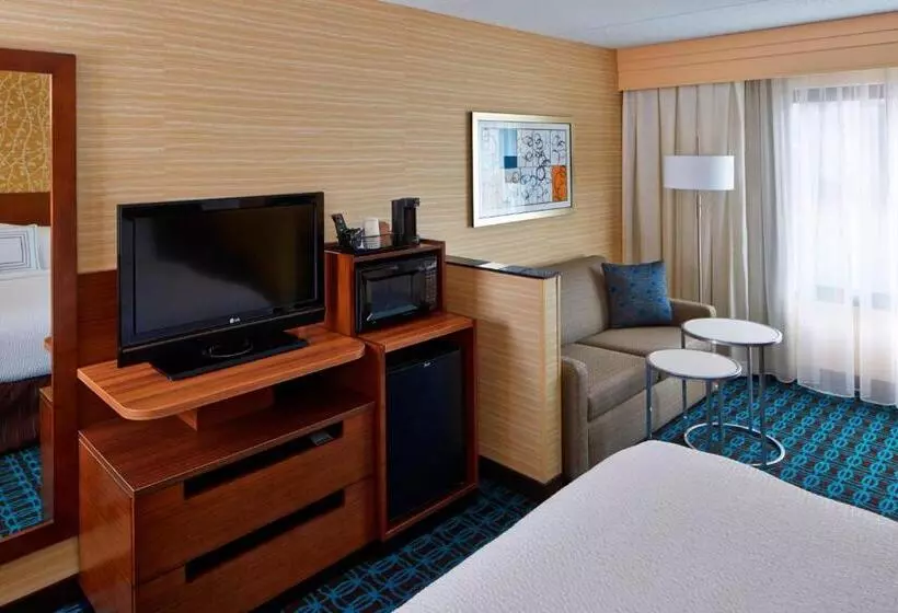 Standard-huone King-vuode, Fairfield Inn By Marriott Rochester East