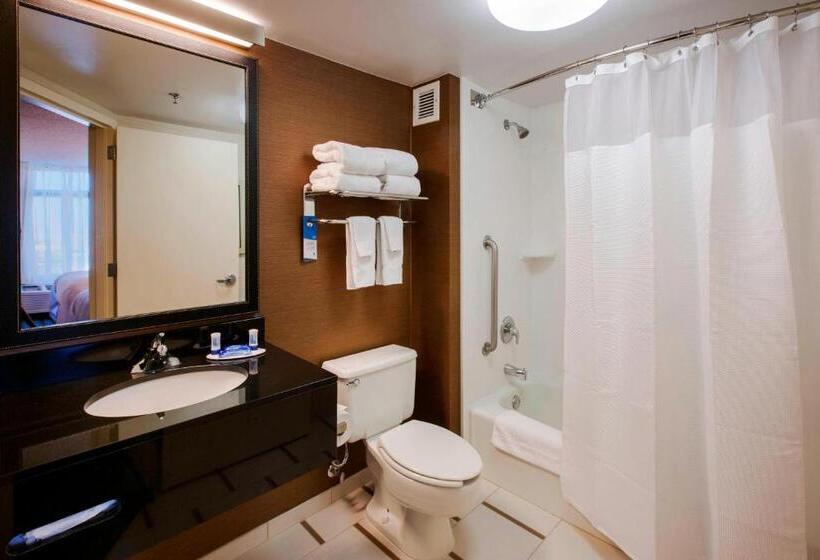 Стандартный Номер Кровать Кинг, Fairfield Inn By Marriott East Rutherford Meadowlands