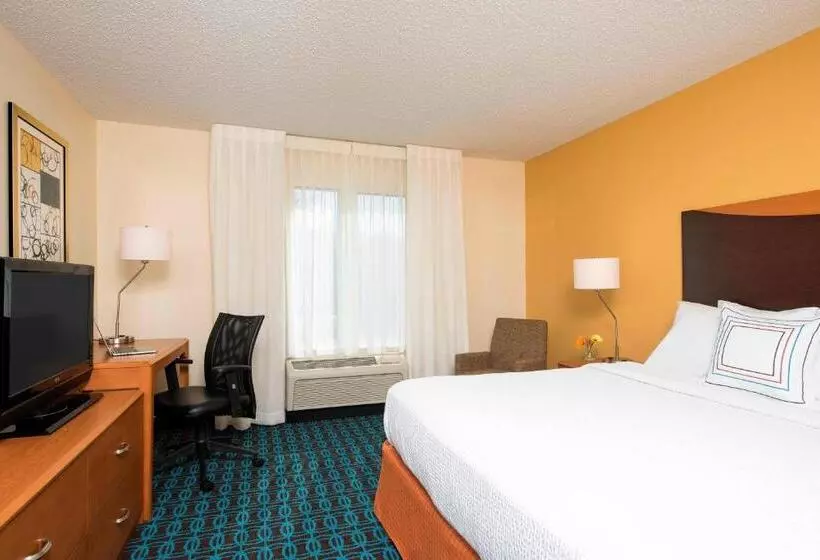 キングサイズベッドのスタンダードルーム, Fairfield Inn & Suites By Marriott Bloomington