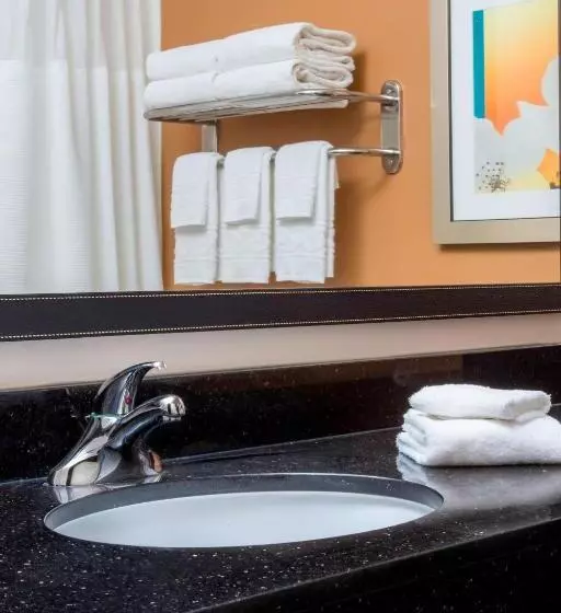 スタンダードルーム, Fairfield Inn & Suites Victoria
