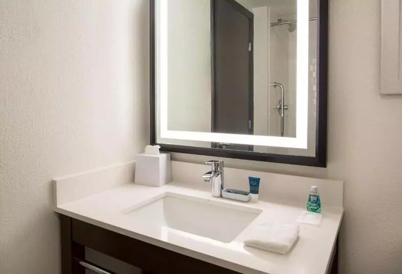 Standaardkamer met Kingsize Bed, Four Points By Sheraton Eastham Cape Cod