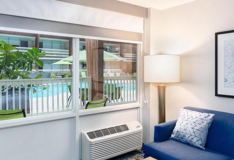 스탠다드 룸 킹사이즈 침대, Four Points By Sheraton Eastham Cape Cod