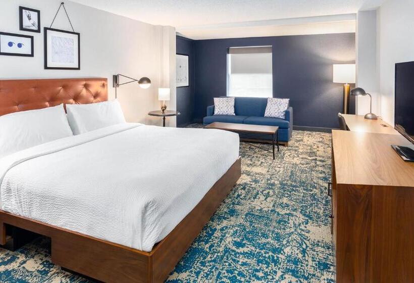장애인을 위한 킹사이즈 침대 스탠다드 룸, Four Points By Sheraton Eastham Cape Cod