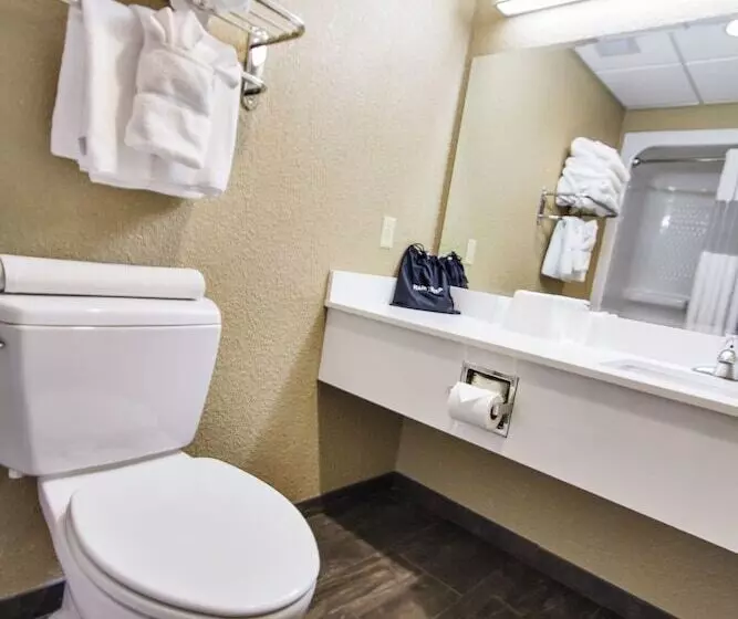اتاق خانوادگی, Grand Oaks