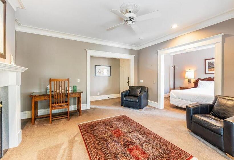 سوییت, Seattle Gaslight Inn