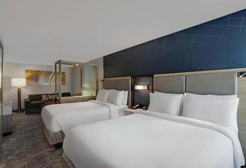 带皇后床的套间, Springhill Suites By Marriott Palm Desert