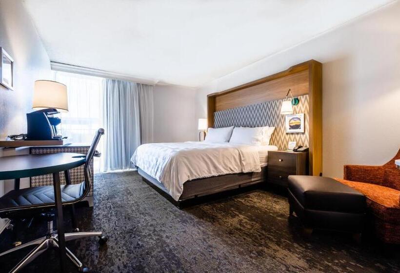 חדר סטנדרט עם מיטת קינג, Holiday Inn Grand Haven Spring Lake, An Ihg