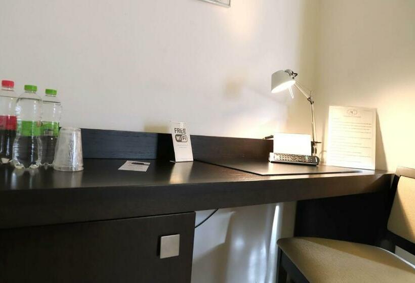 Номер Стандарт Индивидуальный, Albergo Cantiani