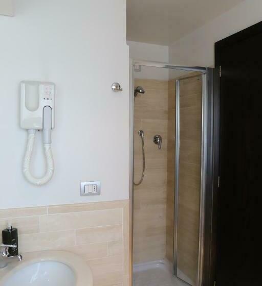 Номер Стандарт Индивидуальный, Albergo Cantiani