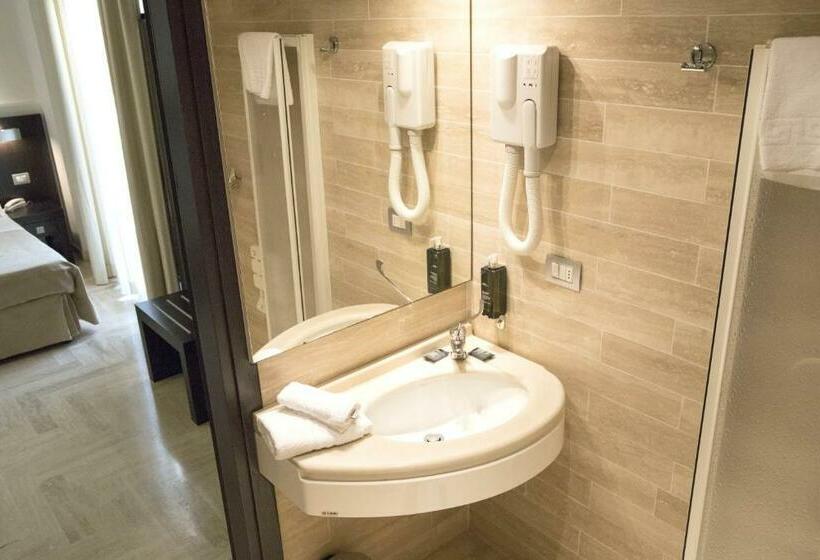 Номер Стандарт Индивидуальный, Albergo Cantiani