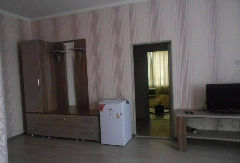 اتاق لوکس چهار تخته, Nika