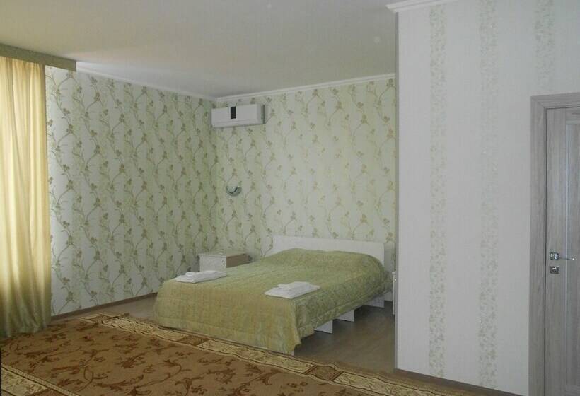 اتاق لوکس چهار تخته, Nika