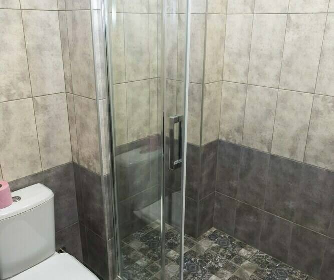 اتاق لوکس چهار تخته, Nika