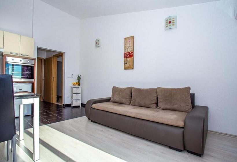 １ベッドルームアパートメント, Apartments Marija