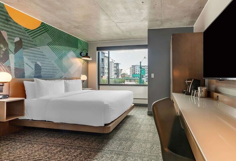 سوئیت برای معلولان, Cambria Downtown Phoenix Convention & Airport