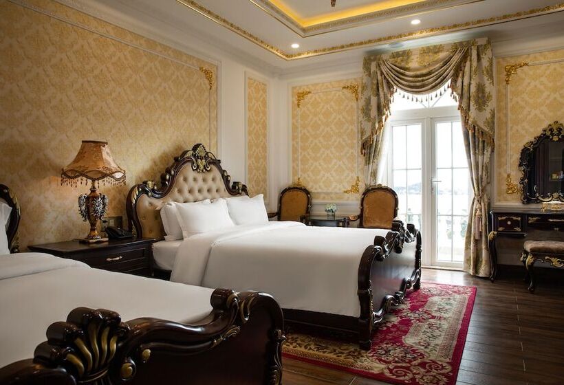 اتاق خانوادگی, Sepia Hotel Dalat