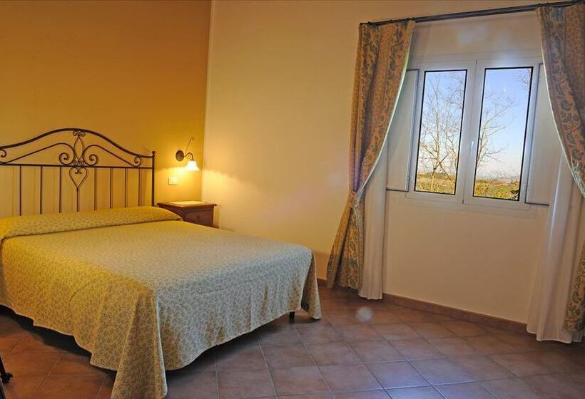 Номер Дюплекс, Agriturismo L'imposto