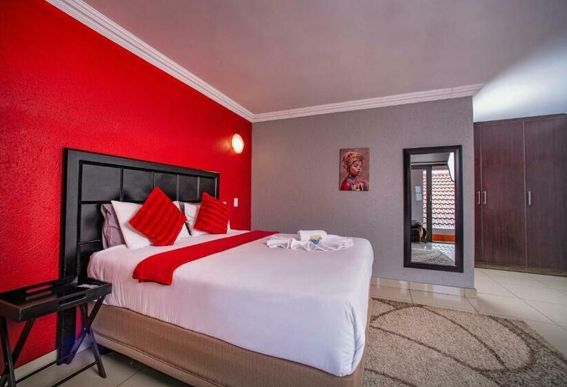 Номер Стандарт, Khayalami Hotel   Emalahleni
